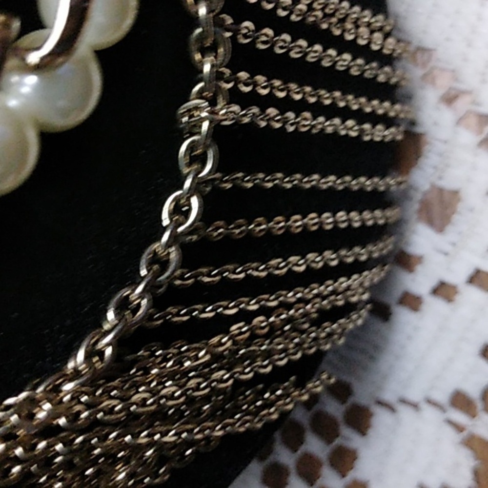 (Any 2 for $12) VTG 5 Layered necklace - Picture 7 of 9
